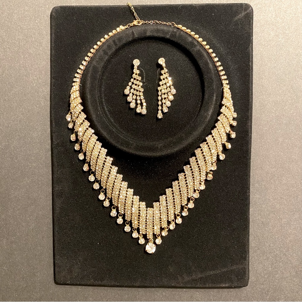 Gold Necklace and Earring Pair Set